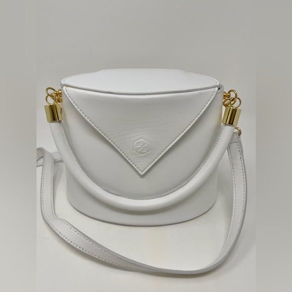 Nina Hauzer The Bianca Bucket White Bag - Picture 2 of 5